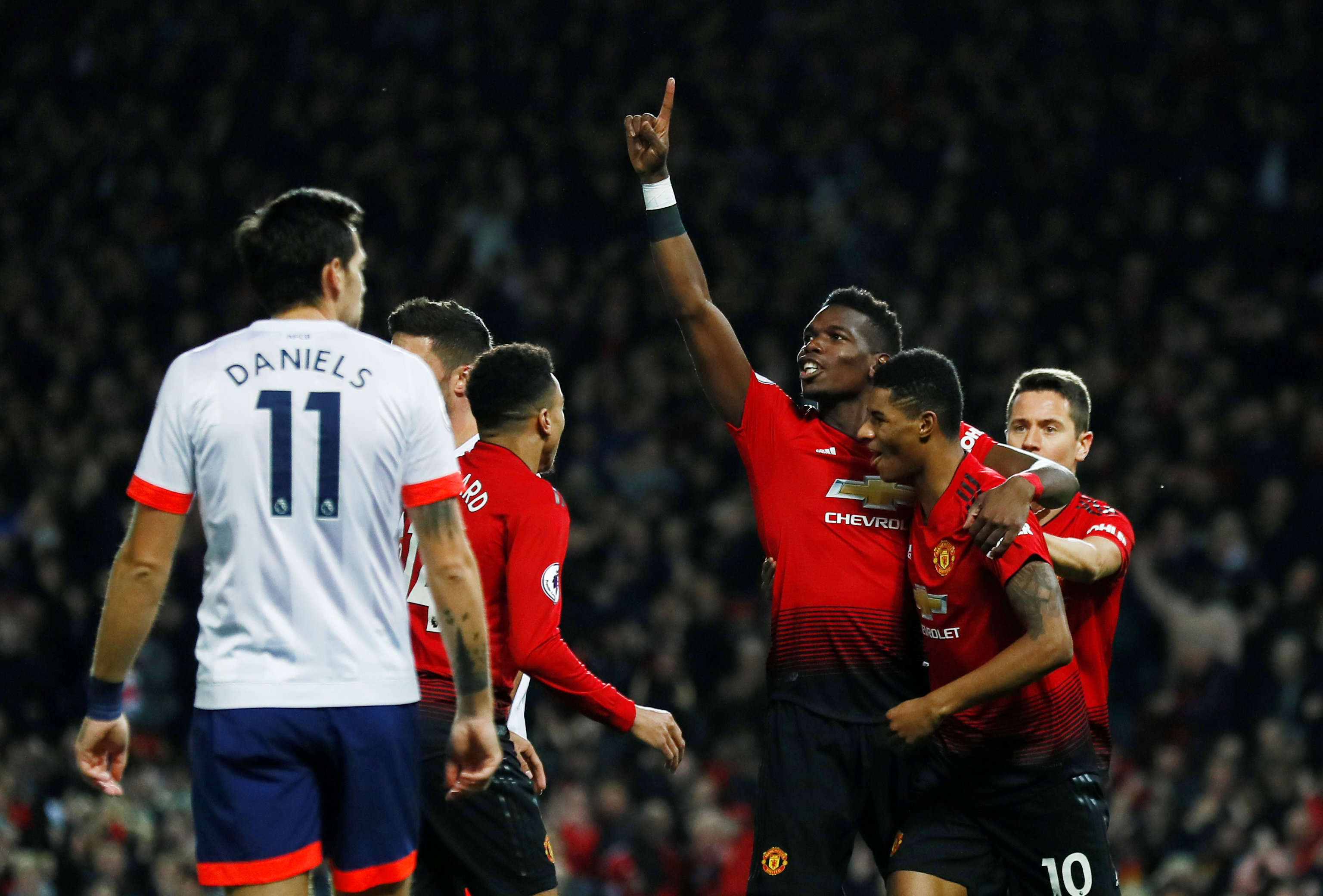 则更像一匹 则更像一匹