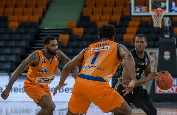 合效率和团 合效率和团